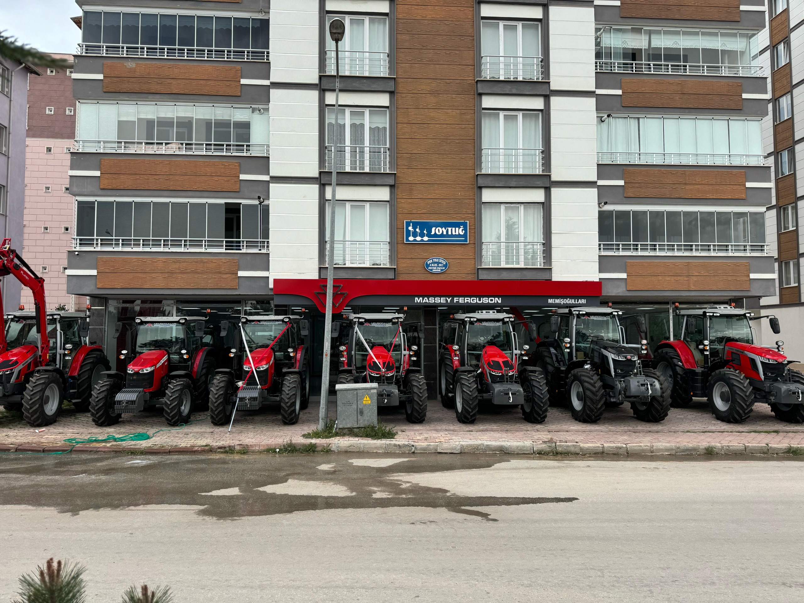 Memişoğulları Massey Ferguson Boğazlıyan Şube.